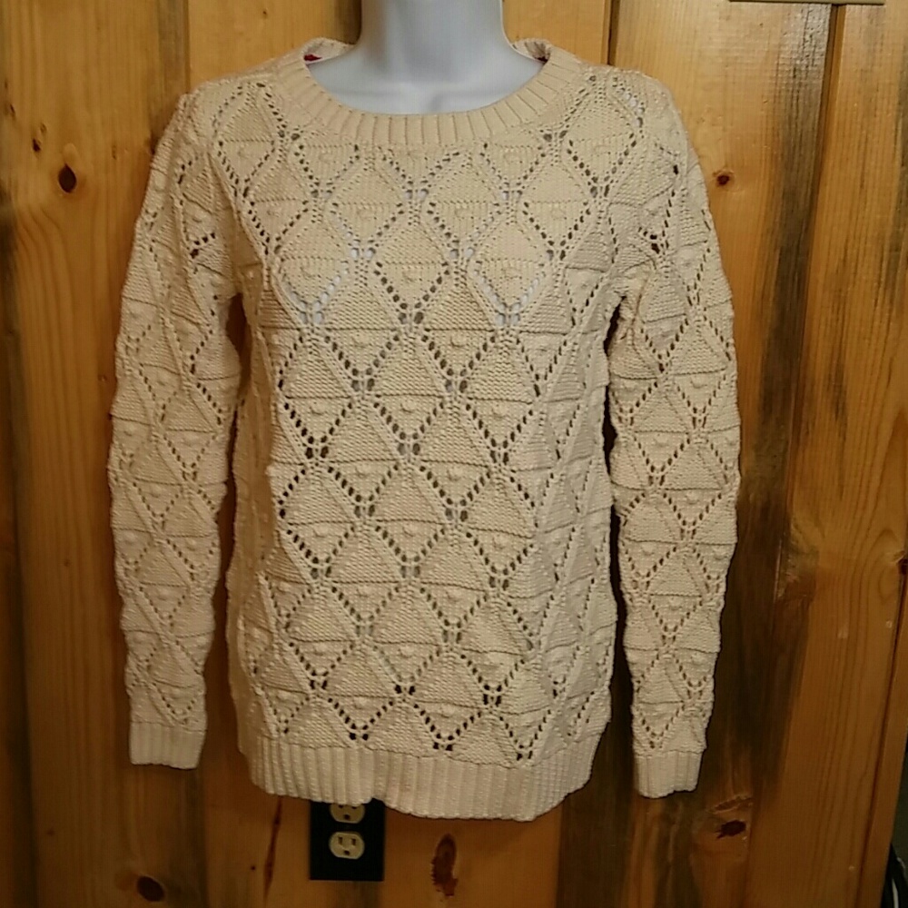 Like new Tommy Hilfiger cotton sweater.